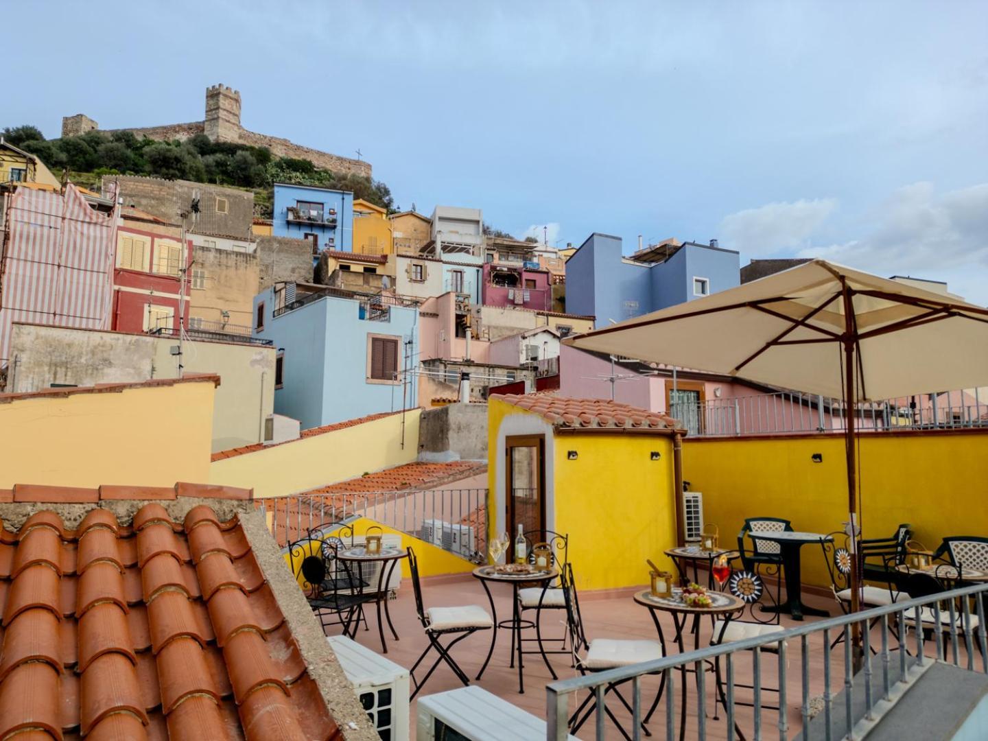 S'Apposentu - Un'Angolo Di Paradiso Con La Vista Sul Castello Bosa Ngoại thất bức ảnh